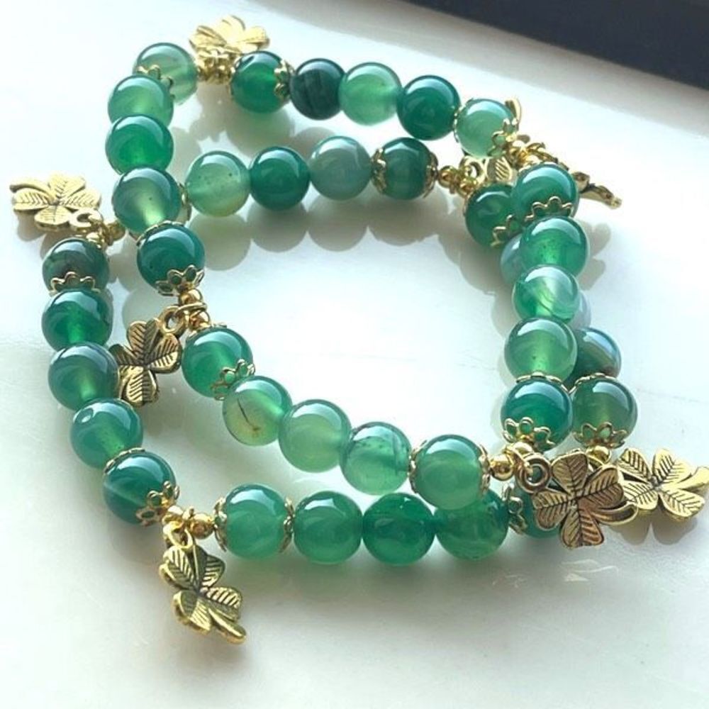 Green dyed agate 4 leaf clover ONE stretch bracelet NEW beaded reiki meditation